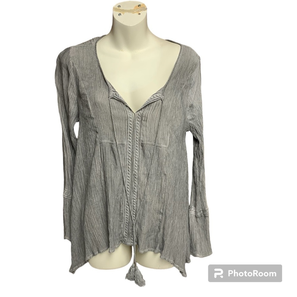 Monoreno  silver boho top size small long tassel ties.